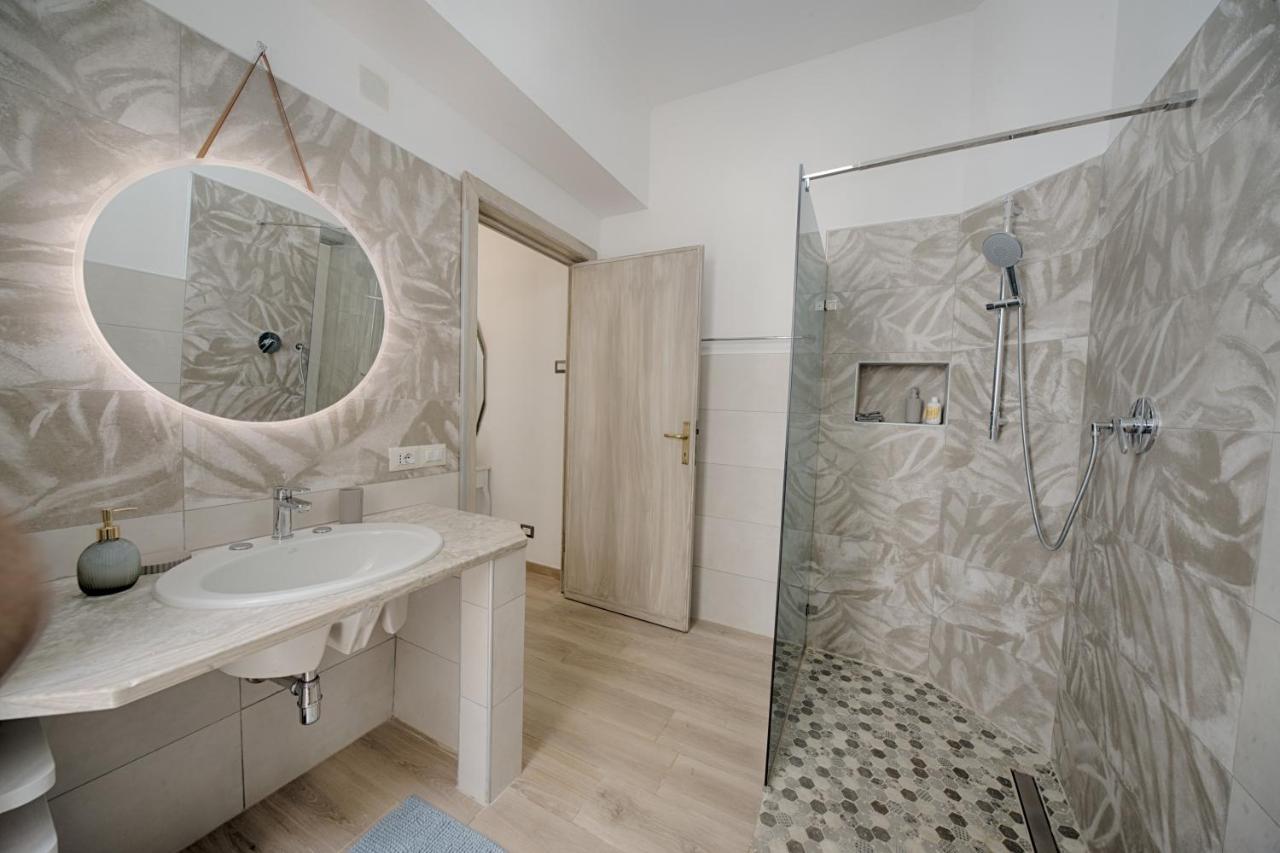 Cozy Guest House Downtown Olbia Eksteriør bilde