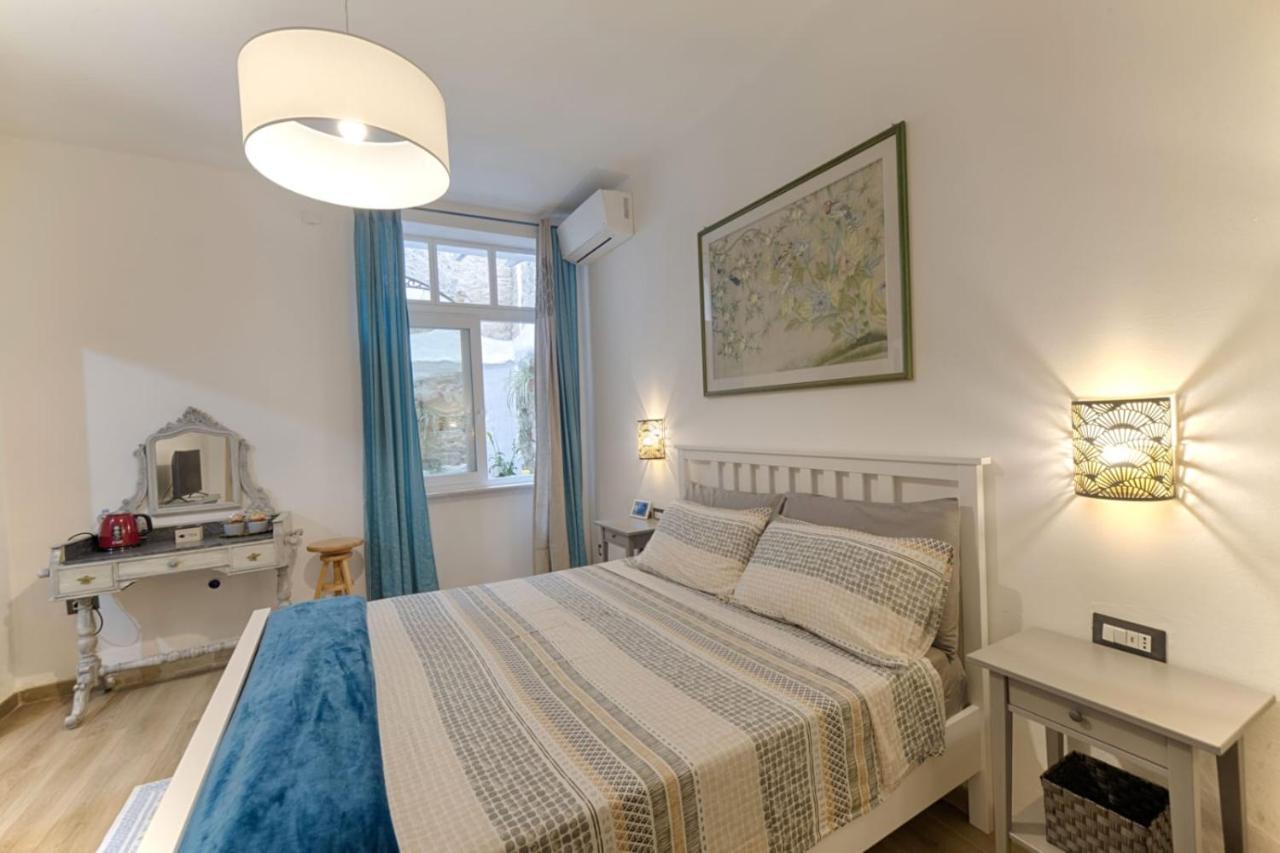 Cozy Guest House Downtown Olbia Eksteriør bilde