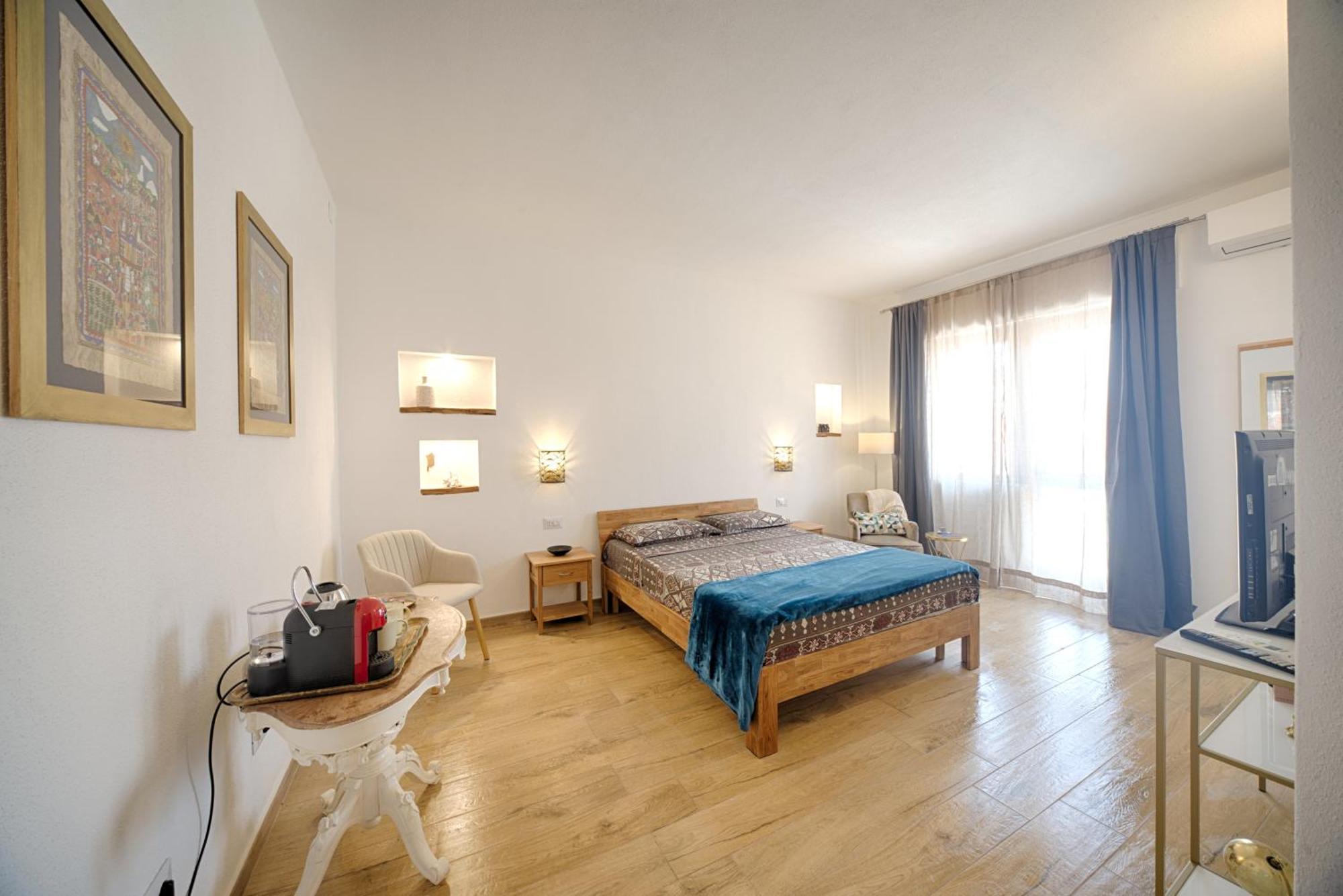 Cozy Guest House Downtown Olbia Eksteriør bilde