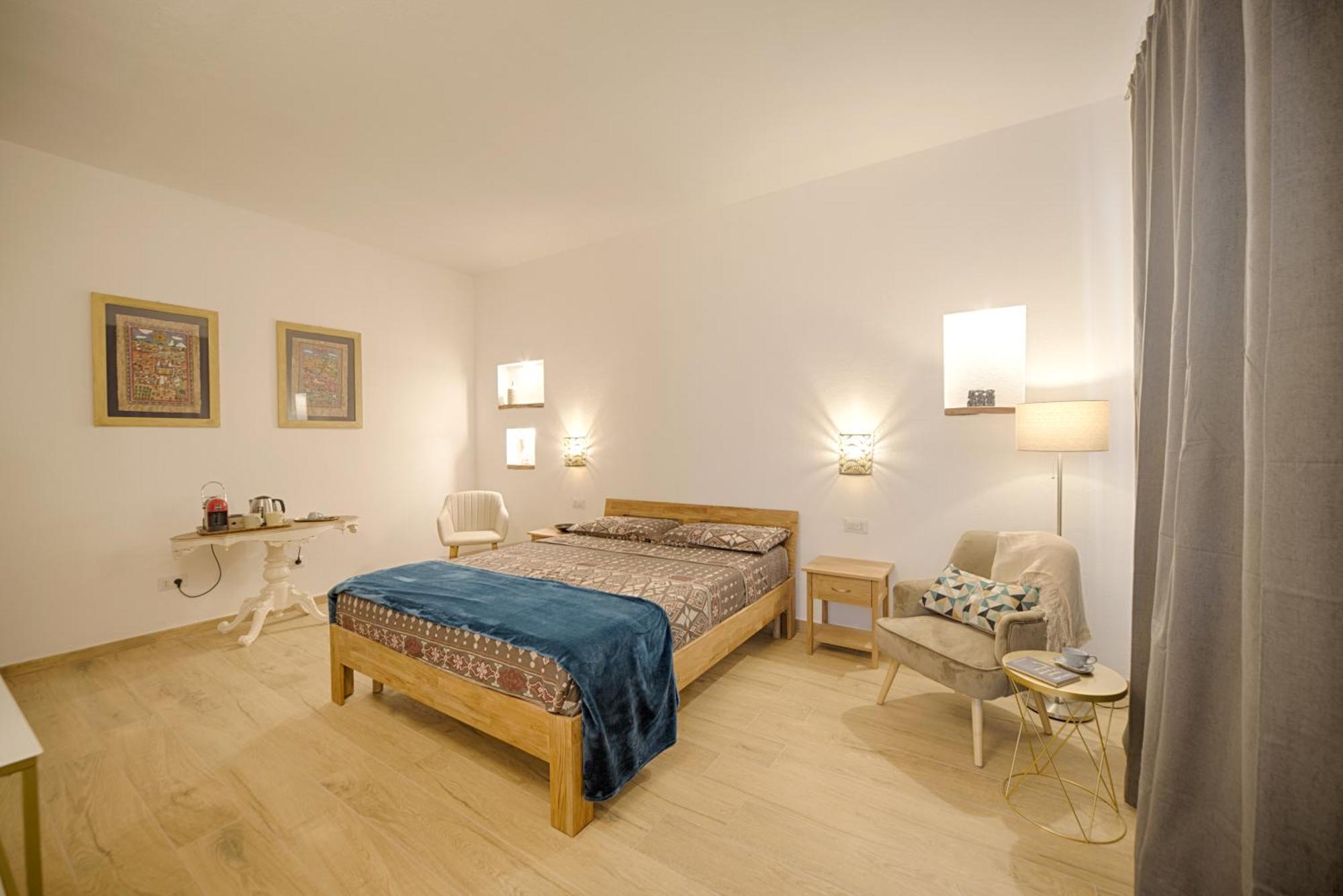 Cozy Guest House Downtown Olbia Eksteriør bilde